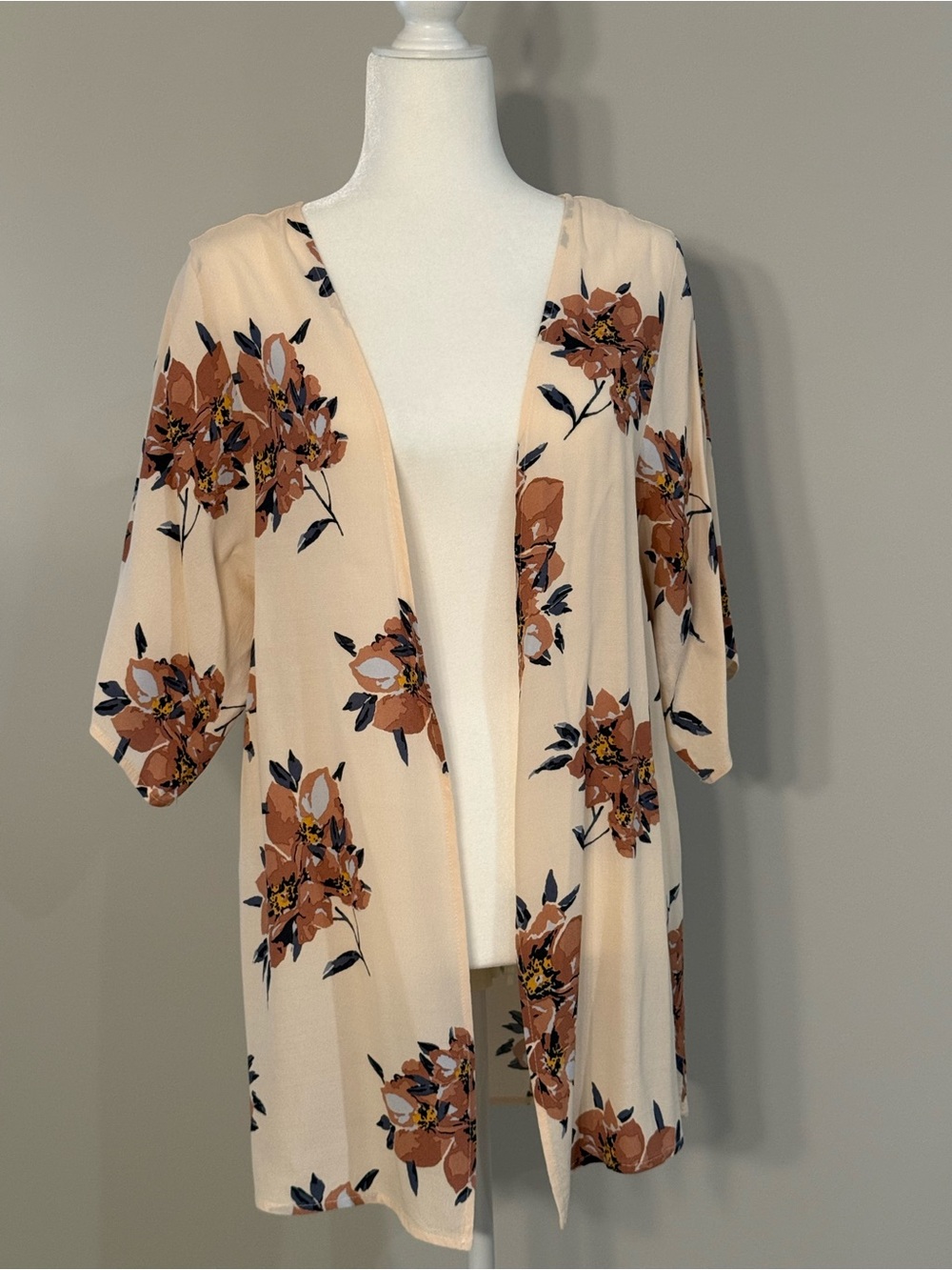 saltwater LUXE Blush Peach Floral Kimono